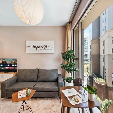 S Lux Apartment Хошимин Екстериор снимка