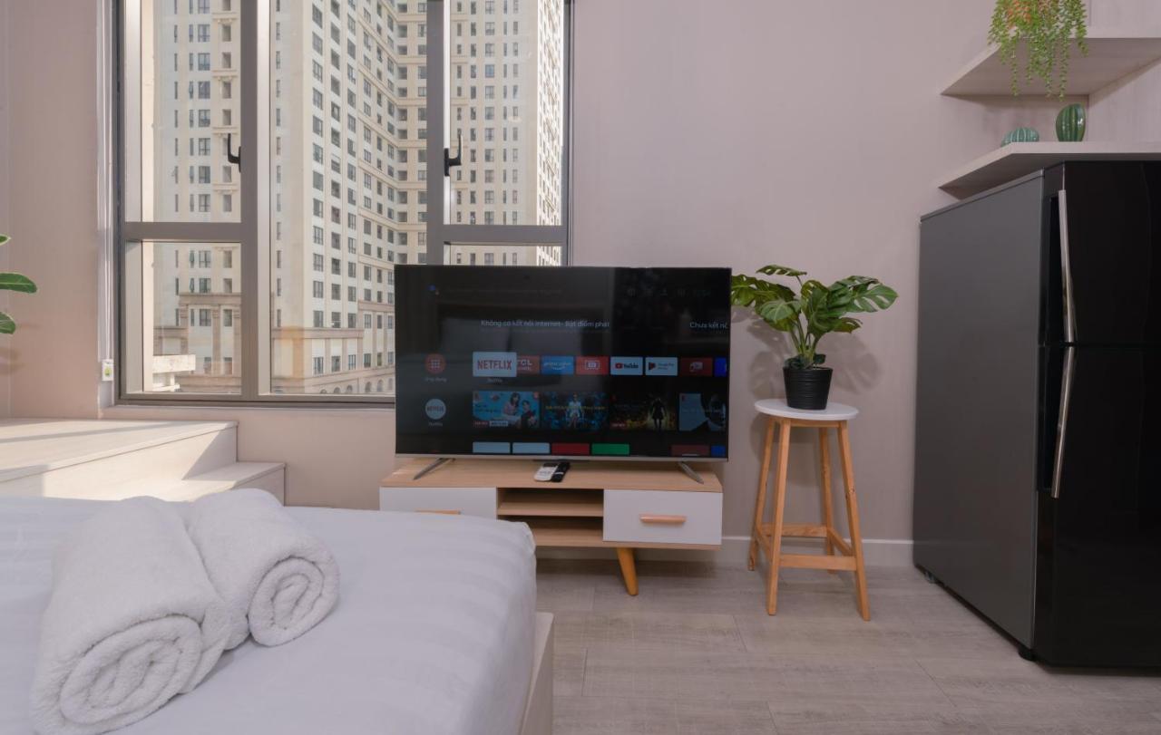 S Lux Apartment Хошимин Екстериор снимка