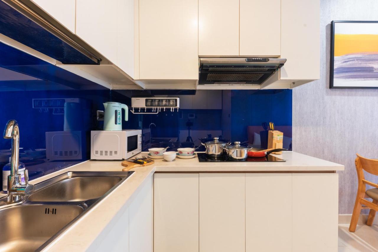 S Lux Apartment Хошимин Екстериор снимка