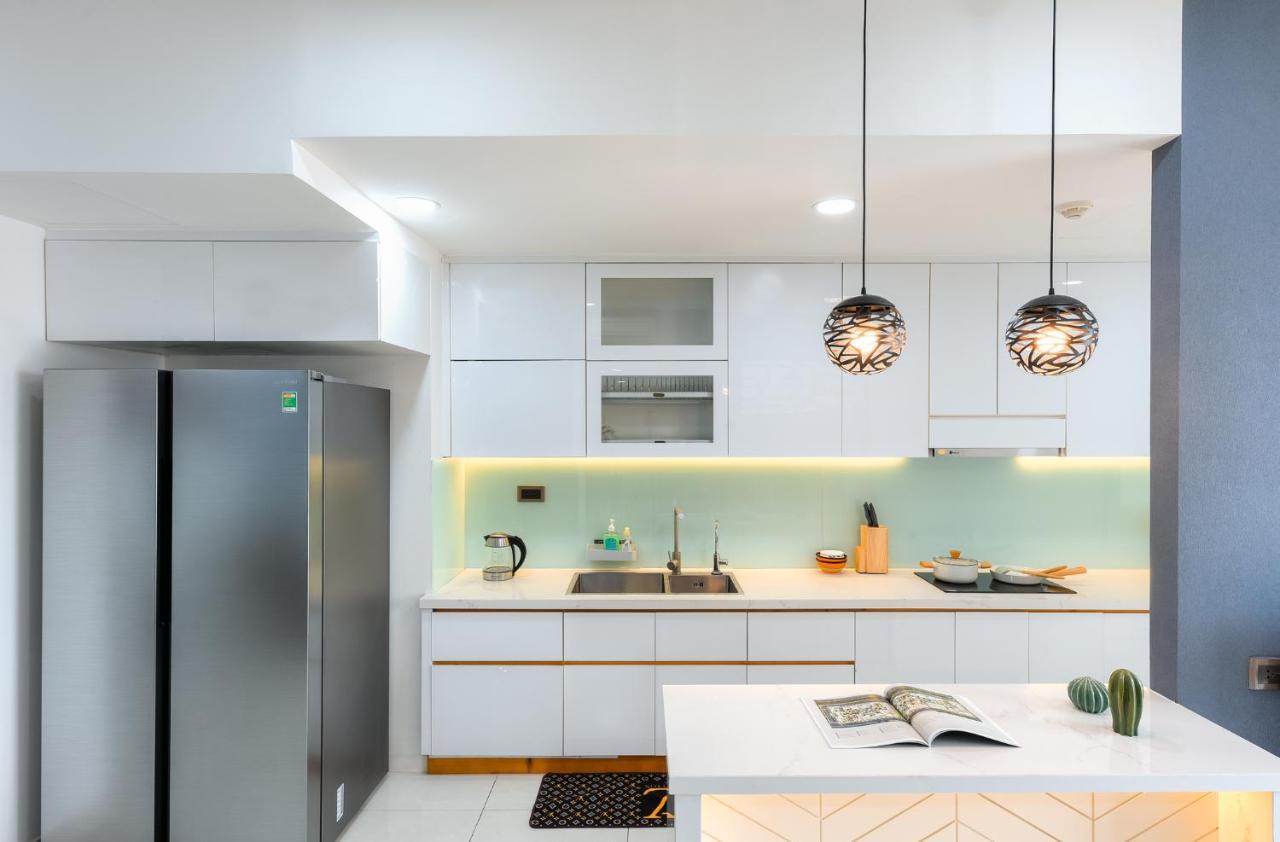 S Lux Apartment Хошимин Екстериор снимка