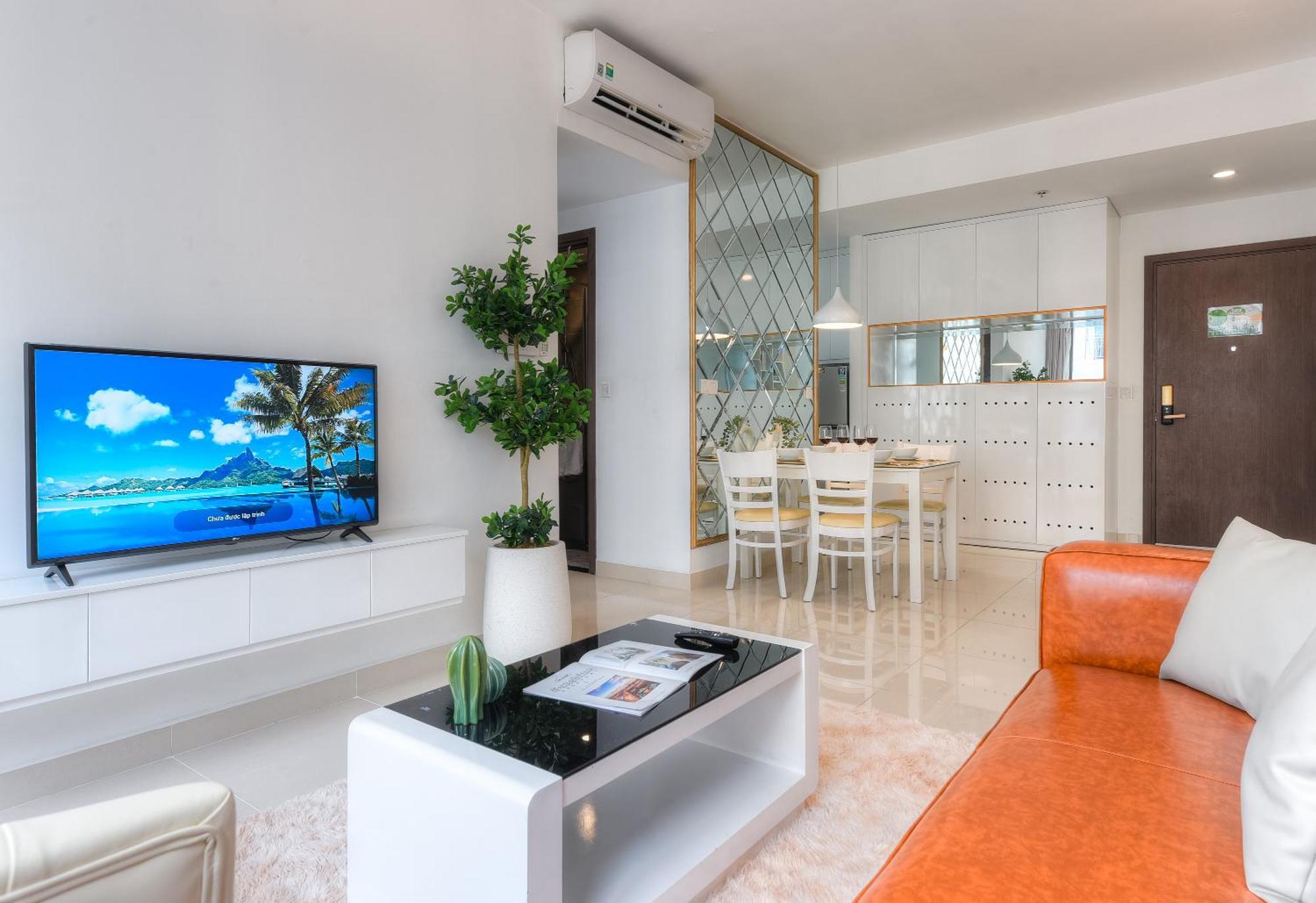 S Lux Apartment Хошимин Екстериор снимка