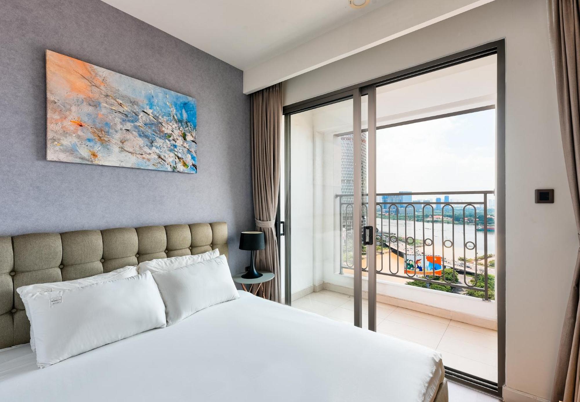 S Lux Apartment Хошимин Екстериор снимка