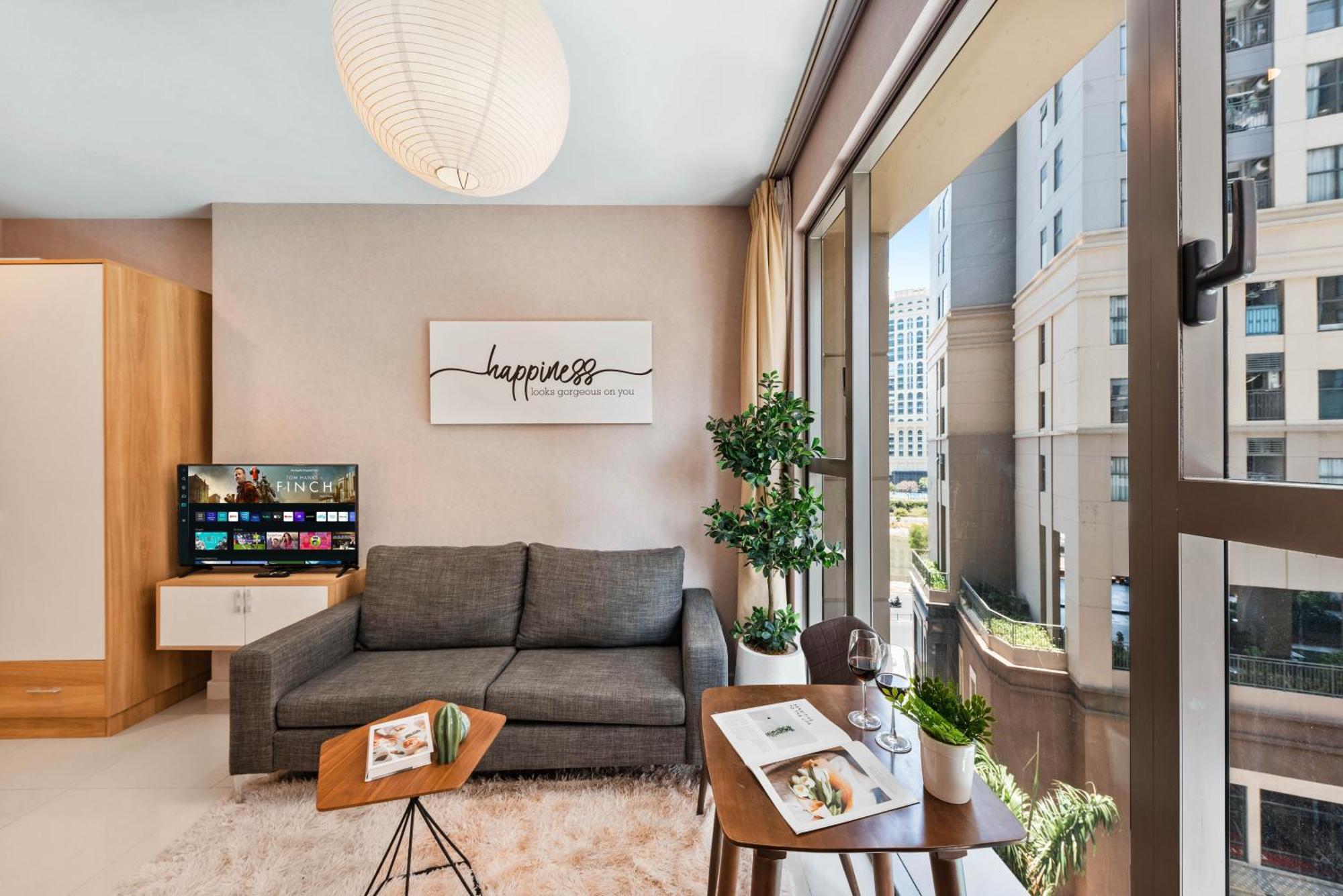 S Lux Apartment Хошимин Екстериор снимка