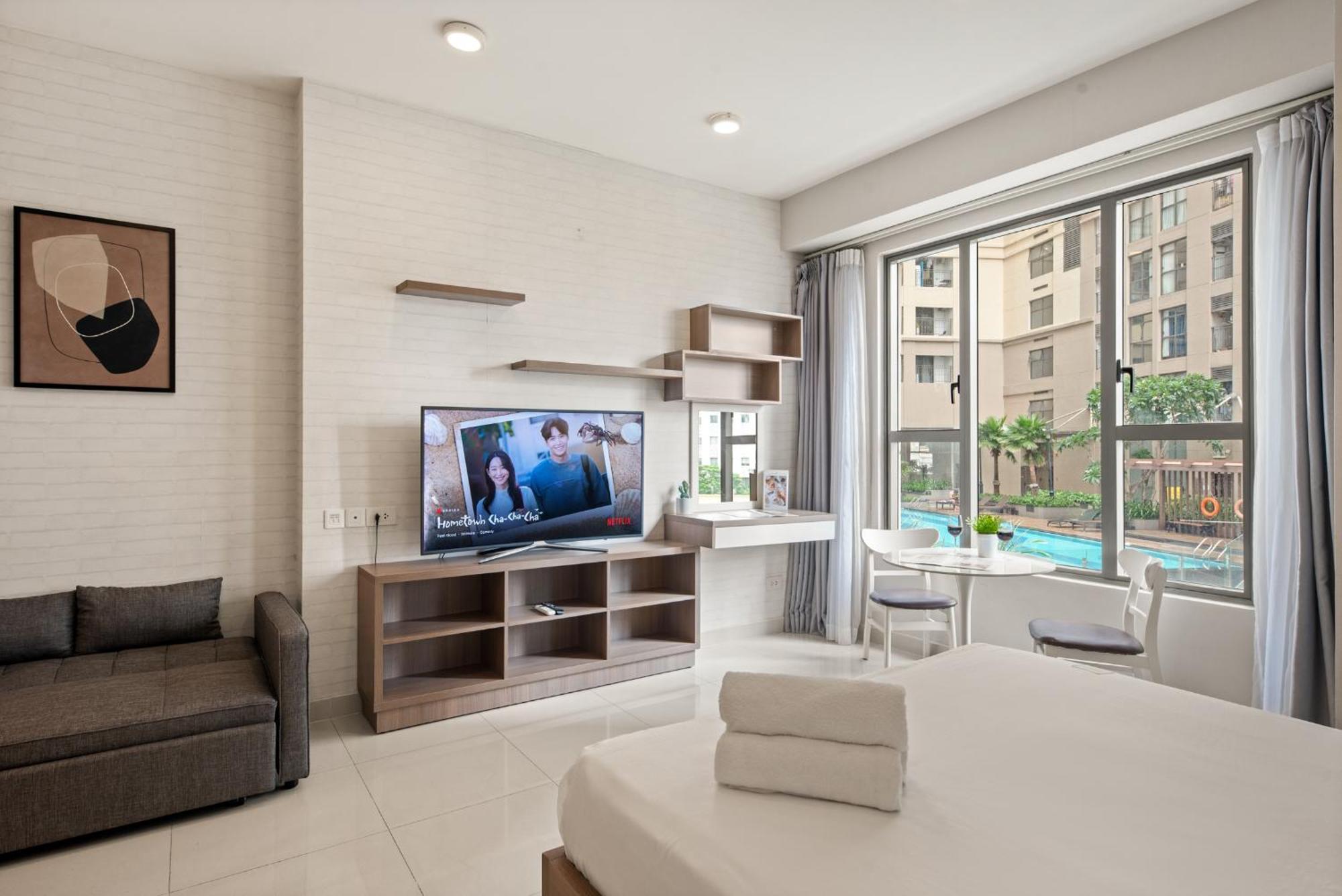 S Lux Apartment Хошимин Екстериор снимка